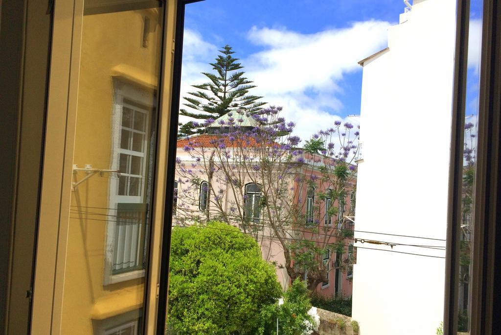 Lavra Tram Apartment Lisbon Bagian luar foto
