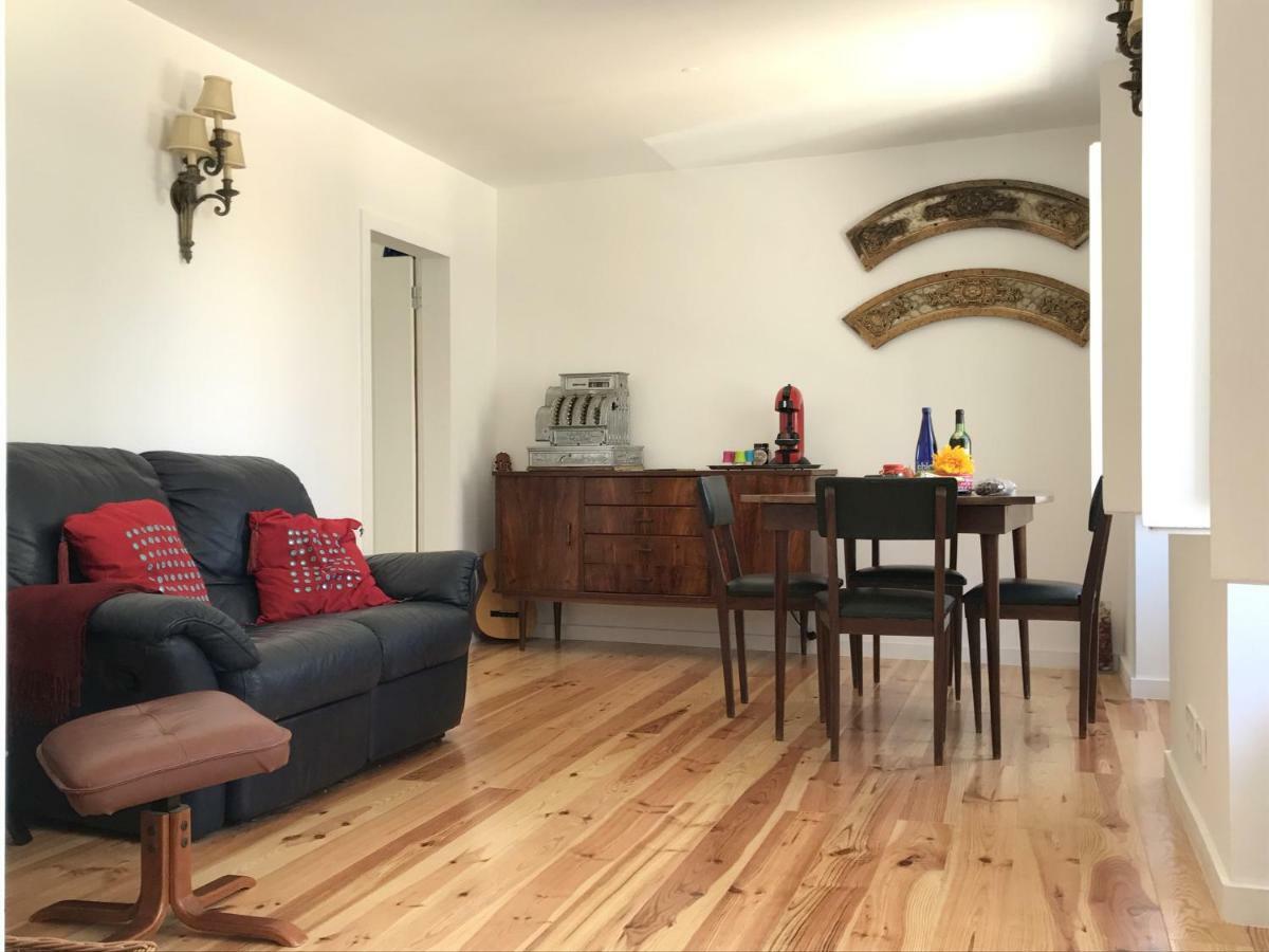 Lavra Tram Apartment Lisbon Bagian luar foto